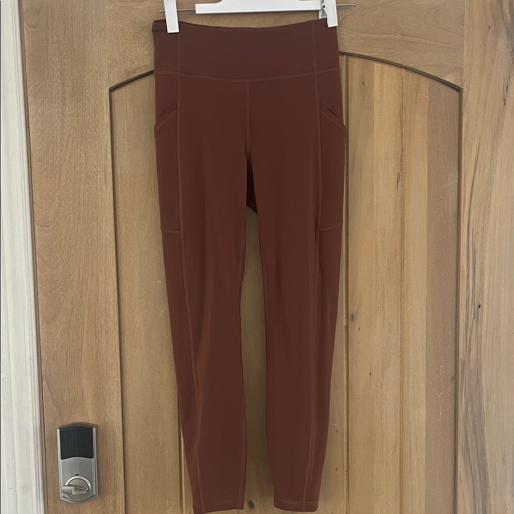 Lululemon align with pockets size 6